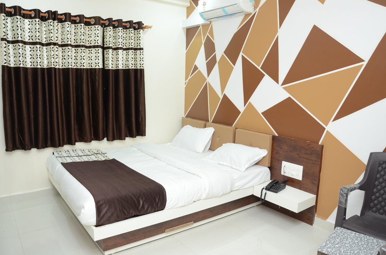 Hotel Bansidhar Somnāth 外观 照片