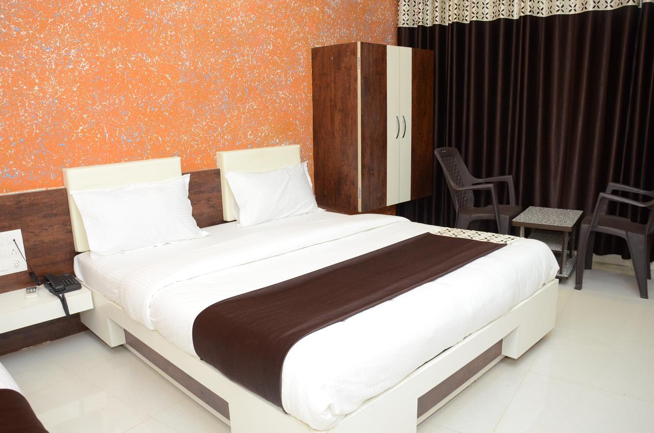 Hotel Bansidhar Somnāth 外观 照片