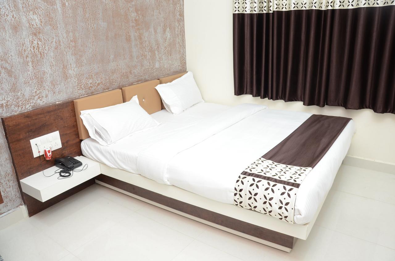 Hotel Bansidhar Somnāth 外观 照片