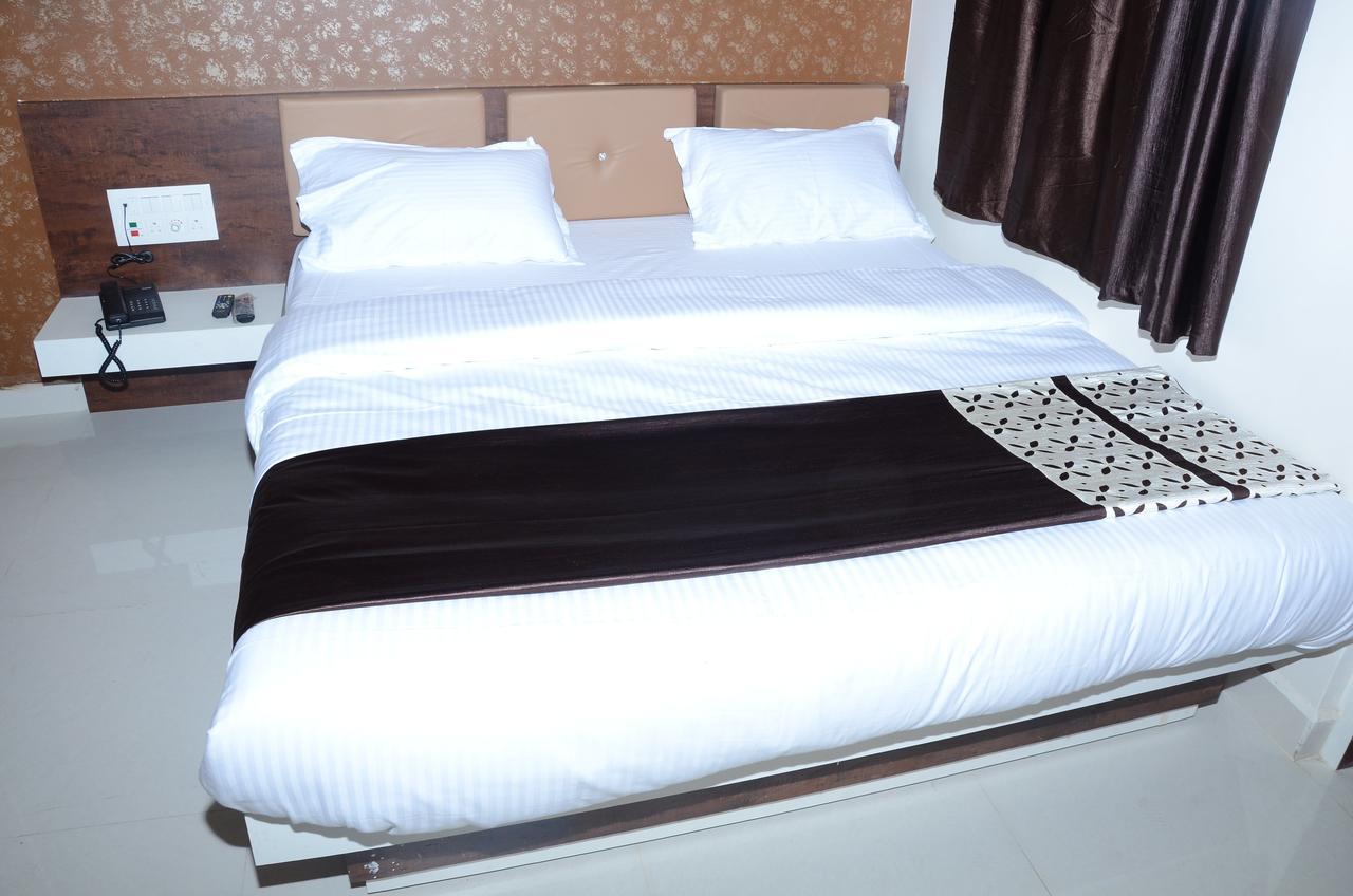 Hotel Bansidhar Somnāth 外观 照片
