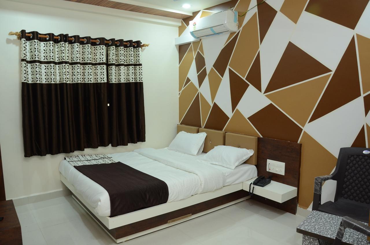 Hotel Bansidhar Somnāth 外观 照片