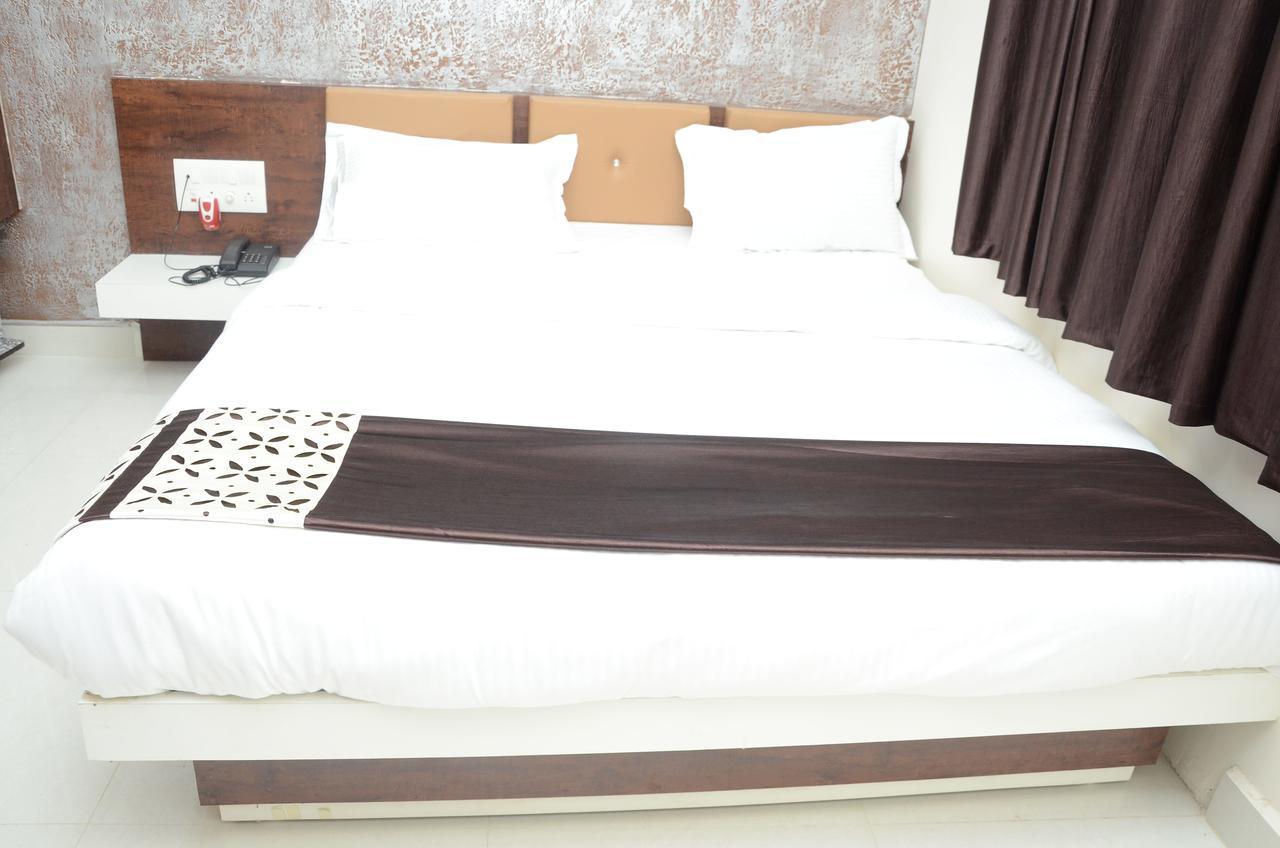 Hotel Bansidhar Somnāth 外观 照片